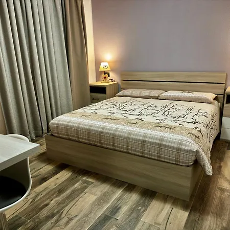 Isolaccia Aria Di Montagna Apartamento Pradelle